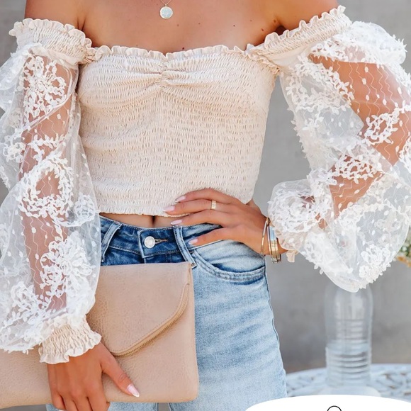 Tops - LUCKY LADY SMOCKED LACE SLEEVE CROP BLOUSE